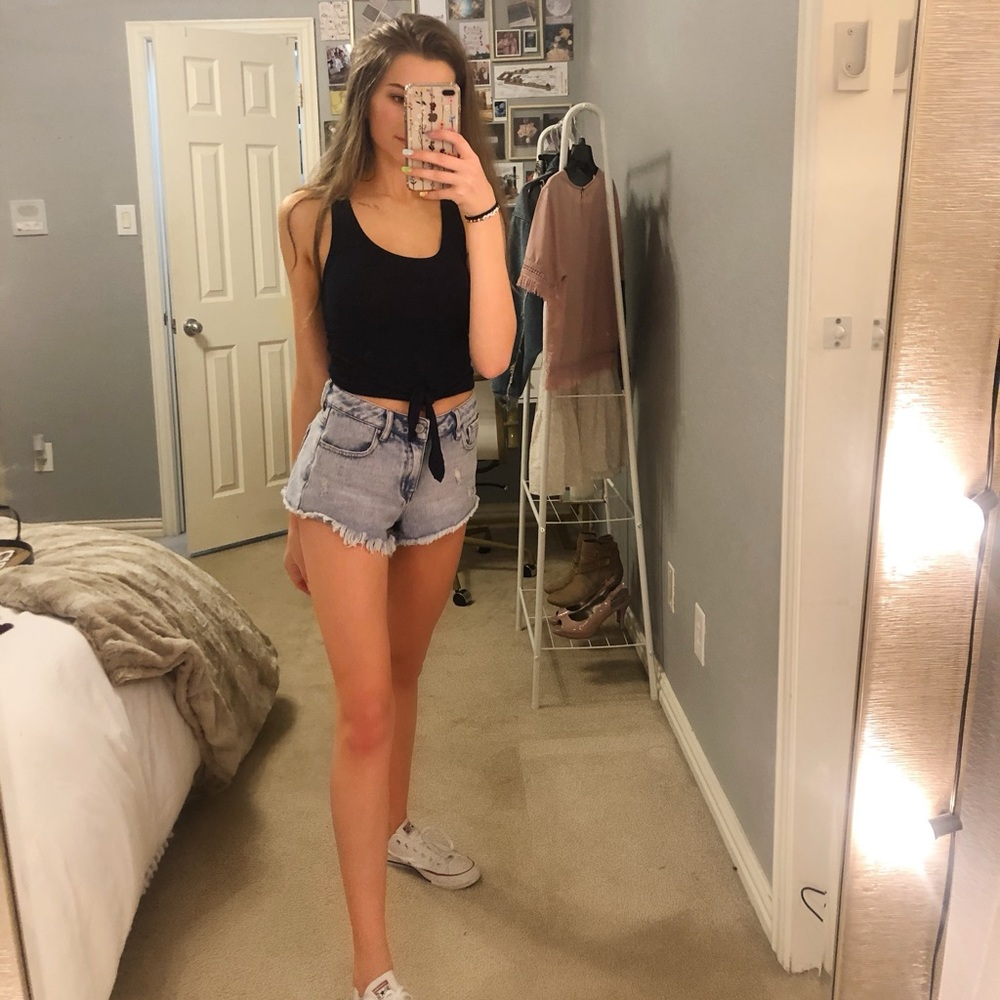 Aerie navy blue tank with tie